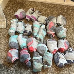 bundle of 25 pairs of puma socks